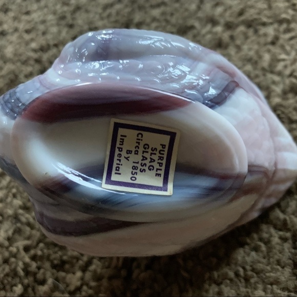 Vintage Imperial Purple Swan Slag Glass Circa 1850 - Picture 4 of 4